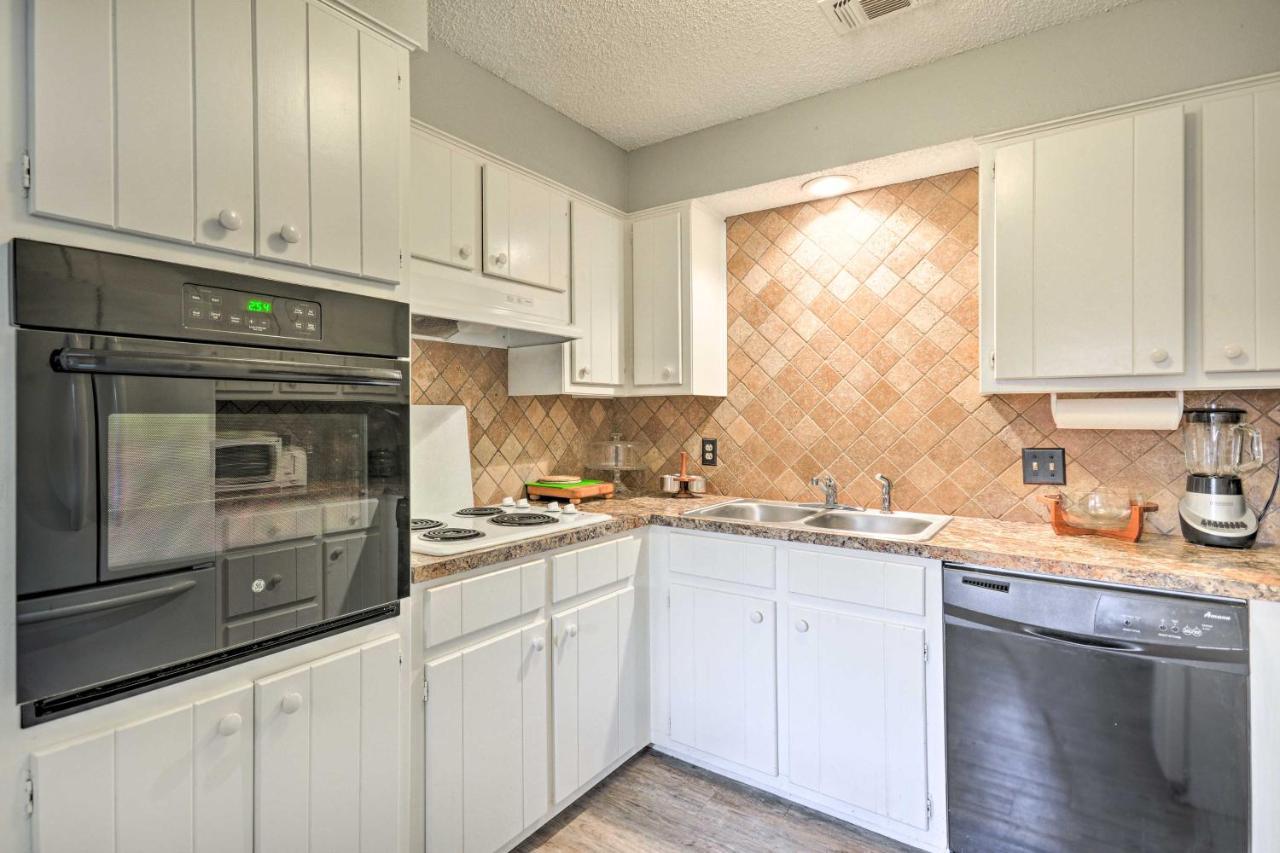 Lubbock Townhome With Grill Near Ttu And Downtown! Exterior photo